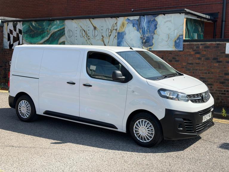 2021-21 Vauxhall Vivaro 2700 1.5, ONLY 57,000 mls, FSH, TWIN DOORS