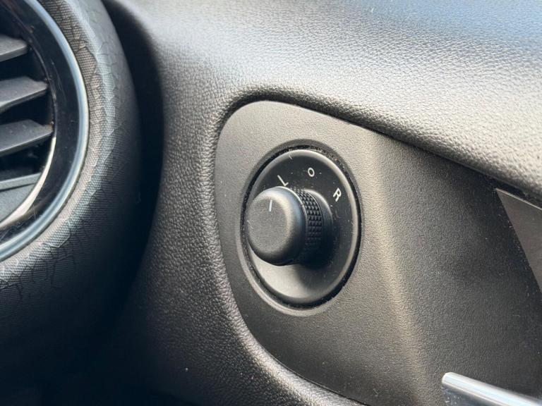 2015 Vauxhall ADAM 1.4i Jam 3dr HATCHBACK PETROL Manual