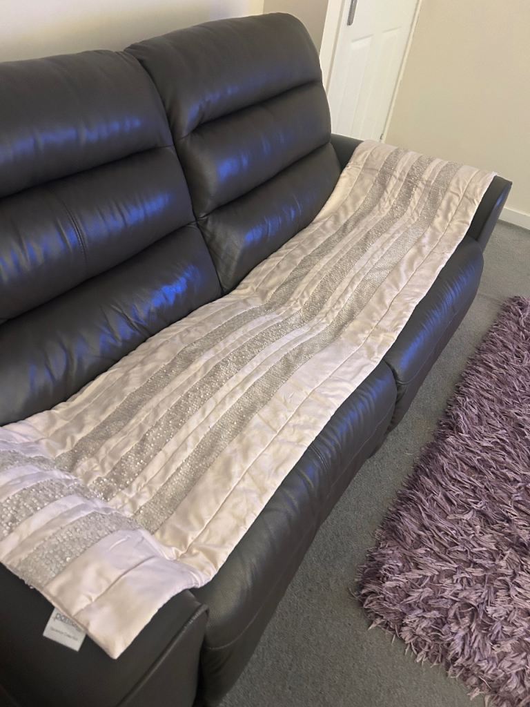 Cream Sequin Throw / Blanket – Good Condition