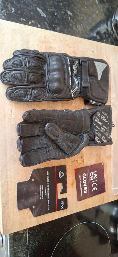 VIPER LEATHER MOTORCYCLE GLOVES L/XL - NEVER WORN!