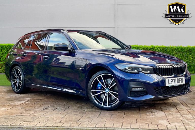 2022 BMW 3 Series 330e M Sport Pro Edition 5dr Step Auto - FULL BMW SERIVCE ESTATE Petrol Paralle...