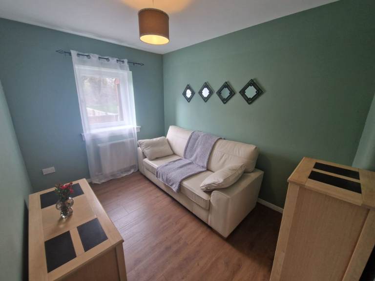 Room in a Shared Flat, EH4