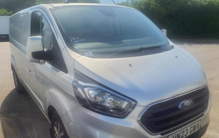 2023 Ford Transit Custom 300 LIMITED L2 2.0 ECOBLUE 130 BHP PANEL VAN EURO 6 PANEL VAN Diesel Manual