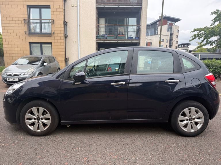 Citreon c3 1.2 automatic VTI VTR+ automatic auto  (unlike Ford Fiesta or Vauxhall corsa)
