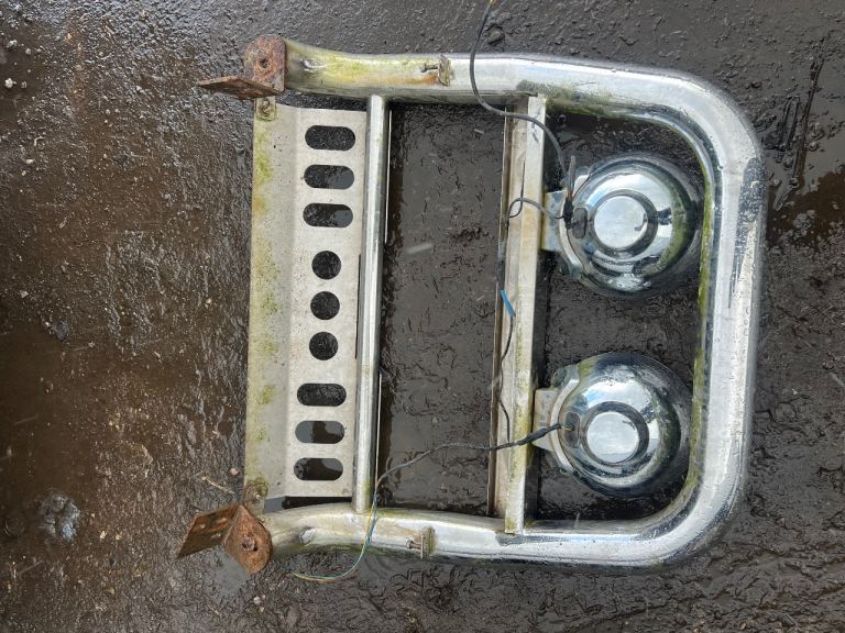 Toyota hilux bull bar 