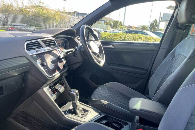 2024 Volkswagen Tiguan 2.0 TDI R-Line 5dr DSG SUV Diesel Automatic