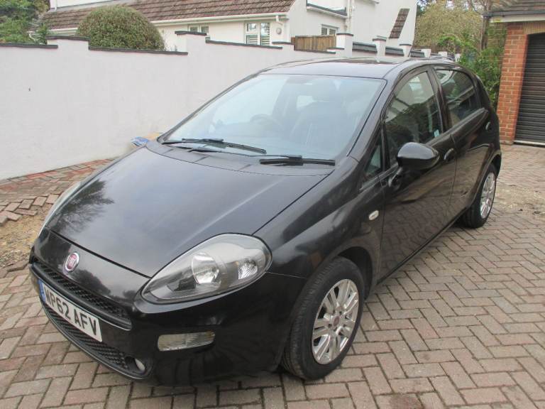 Fiat Punto 1.2 Easy 5-door No Advises on Mot Superb 2012, Manual, 1242cc Hatchback