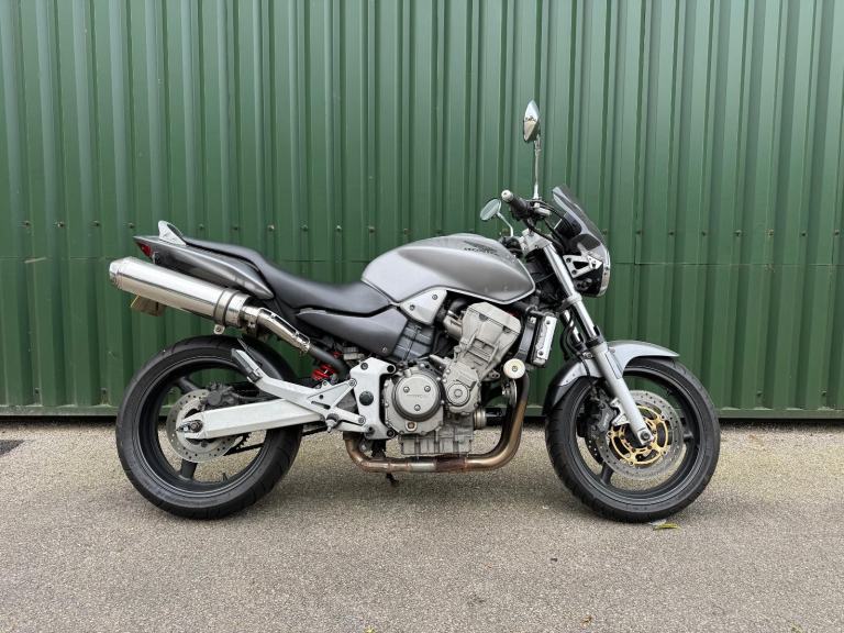 Honda Hornet 900 CB900F Silver 2002 38k Scorpion Pipes Nice Bike 