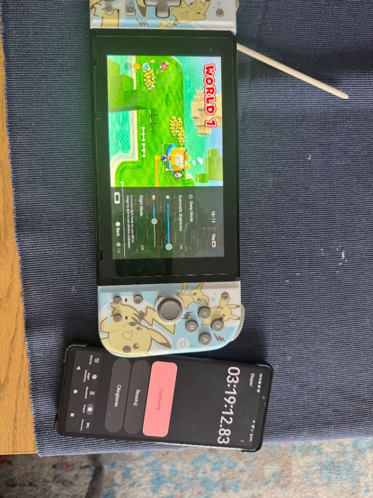 Nintendo Switch V1 HAC-001 Console + Hori Pikachu Grip – Very Good Condition