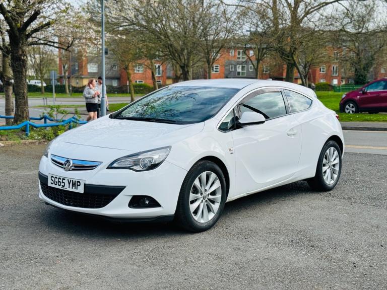 2015 Vauxhall Astra SRI S/S 3-Door Petrol
