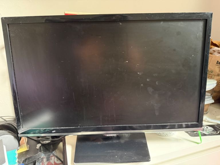 Samsung television - Good condition 