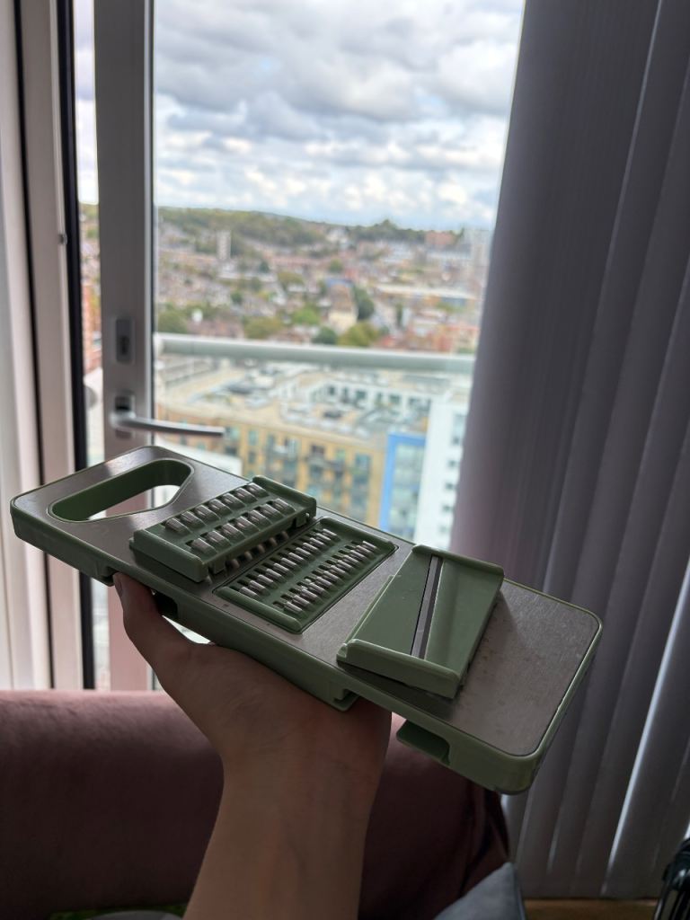 Mandoline compact