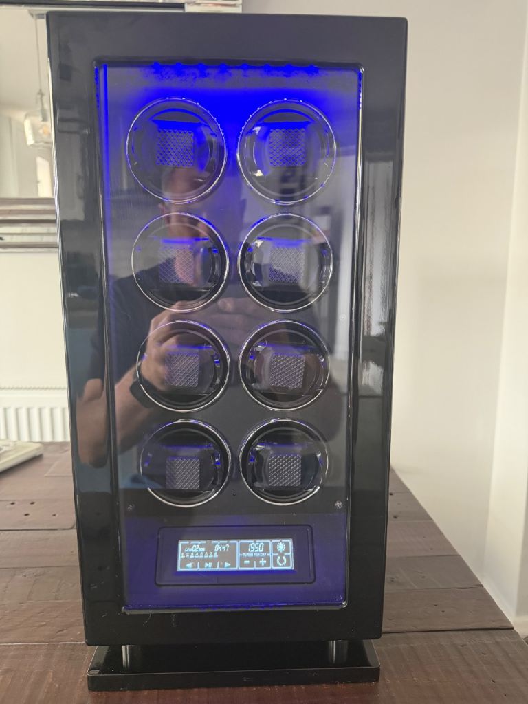 Dukwin Automatic Watch Winder for 8 Watches – As Good As New