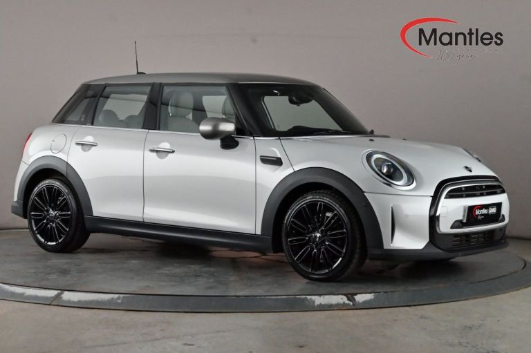 MINI 5 Door Hatch 1.5 Cooper Exclusive Hatchback 5dr Petrol Steptronic Euro 6