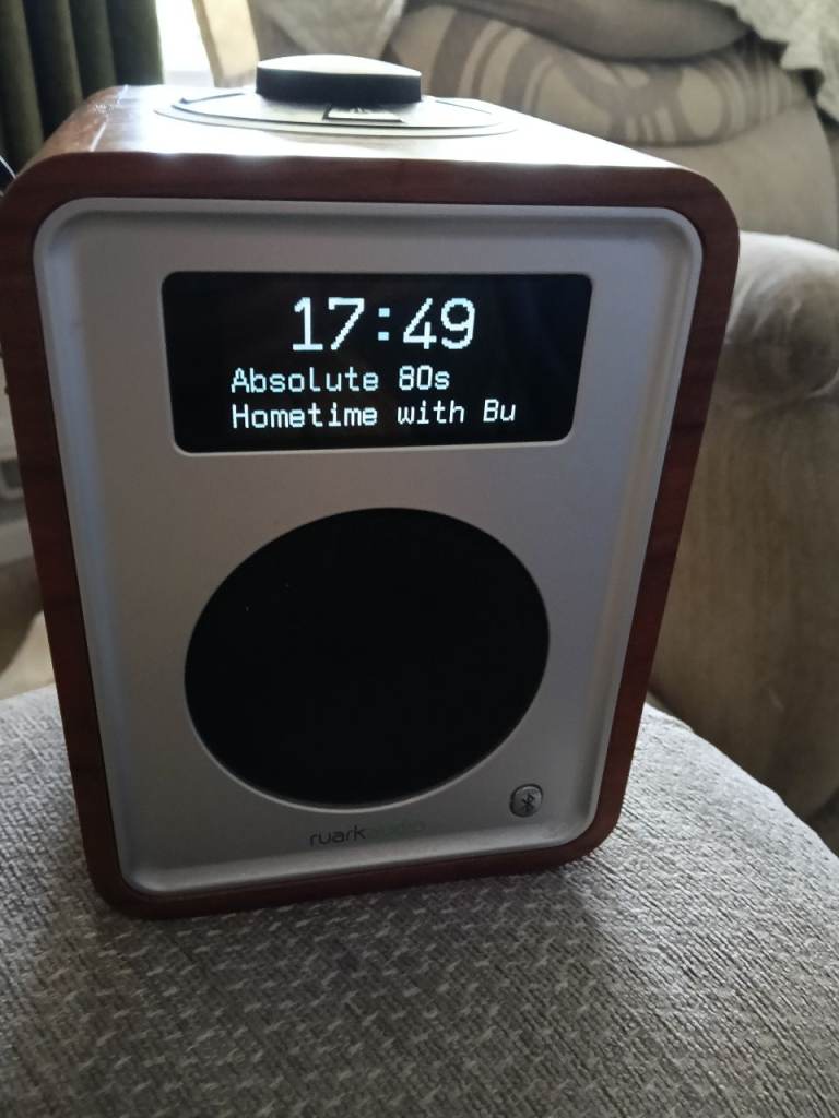 Ruark Audio R1 mk3 Tabletop Radio DAB+ Bluetooth