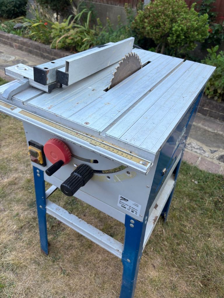 Powerplus POW856 Table Saw - 1600W with 250mm Blade