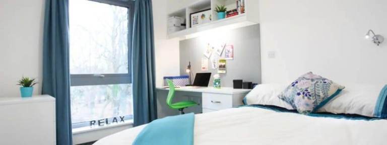 Room available Jan 15th - £209 per week