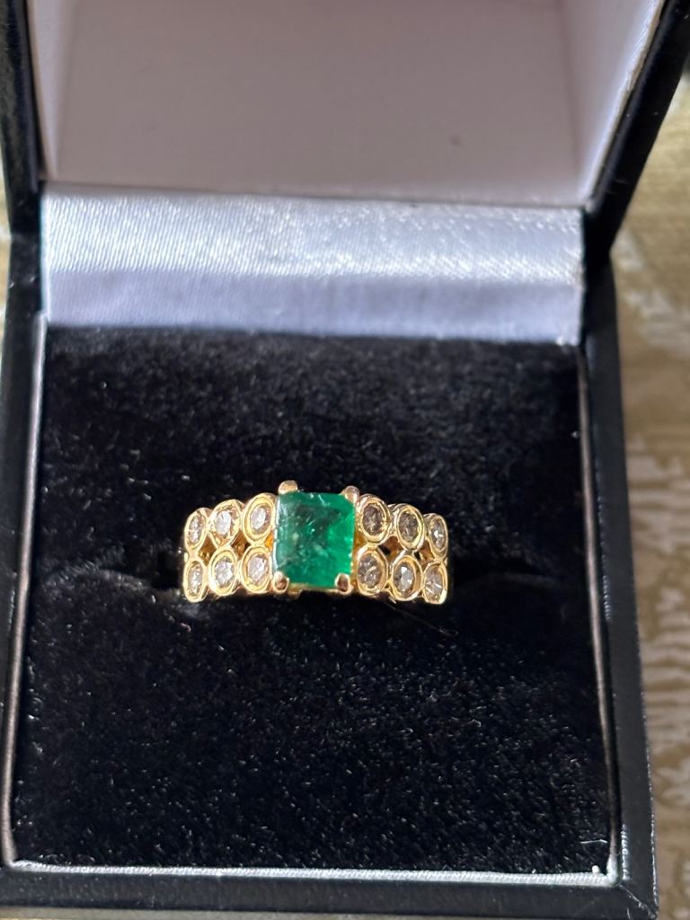 18 KT Gold Emerald and Champagne Diamond Ring