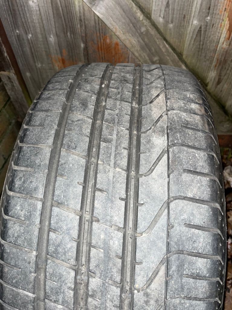 265 30 20 Pirelli p zero tyre with around 6mm tread