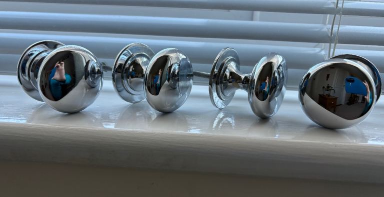 Heavy quality polished chrome rear fix mushroom door knobs x 4 with fixings - £40