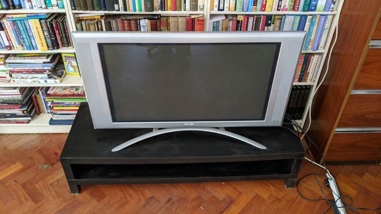 FREE 43" TV AND STAND - NEEDS COLLECTING TODAY