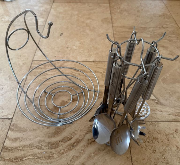 Kitchen Utensils Set & Fruit Bowl