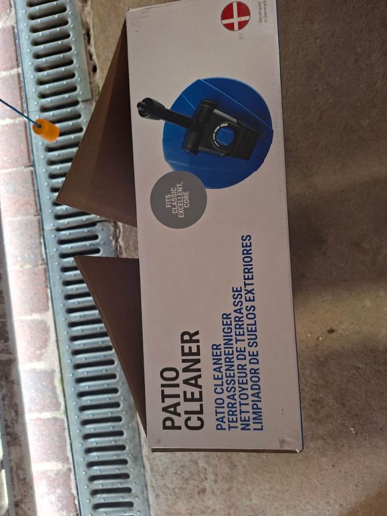 Nilfisk Patio Cleaner attachment