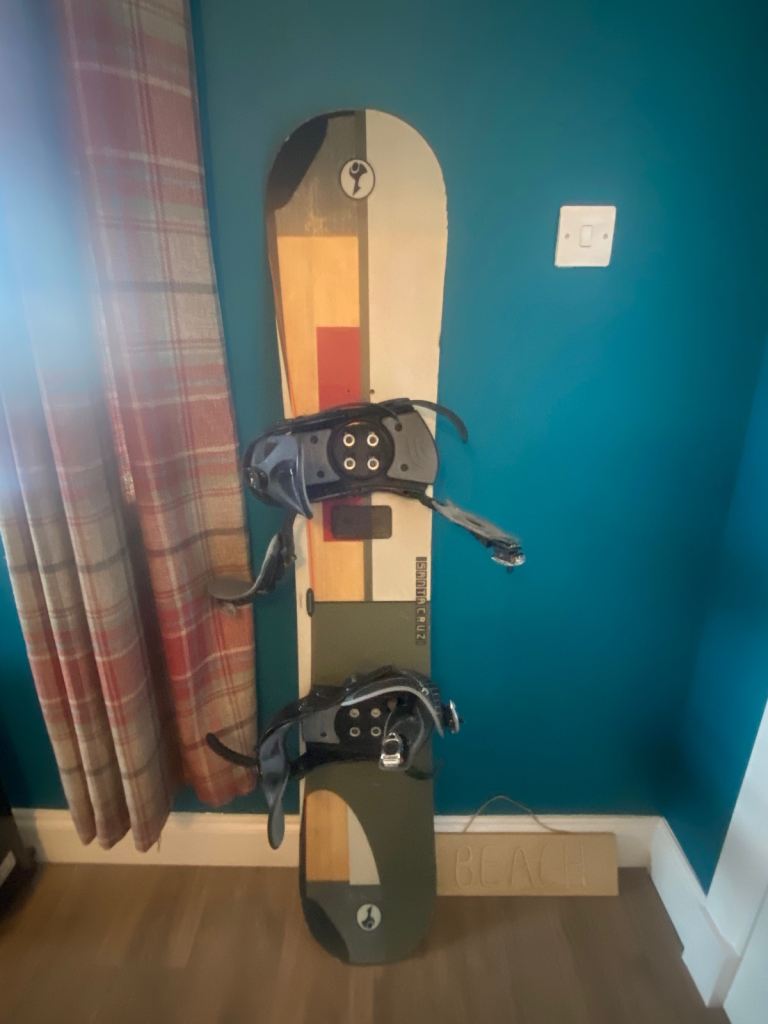 Santa Cruz snowboard 156