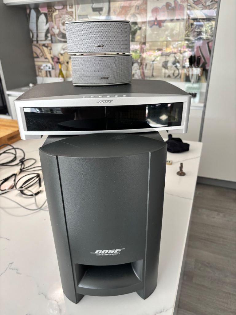 Bose 3-2-1 Home Cinema System
