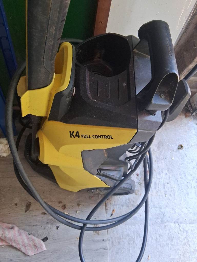 Karcher K4 Full Control Pressure Washer – Good Condition