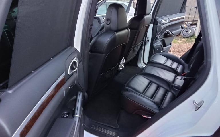  Porsche Cayenne 4.8T V8 Turbo SUV 5dr Petrol TiptronicS 4WD Euro 5 (s/s) (500 ps) Petrol Automatic