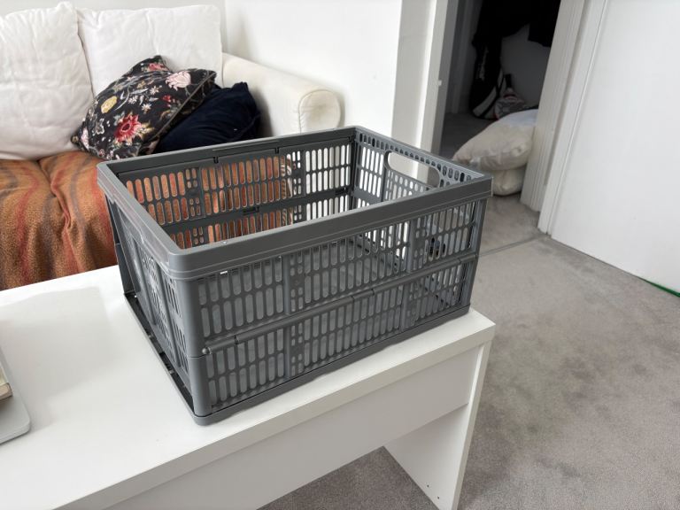 Plastic crate box for free