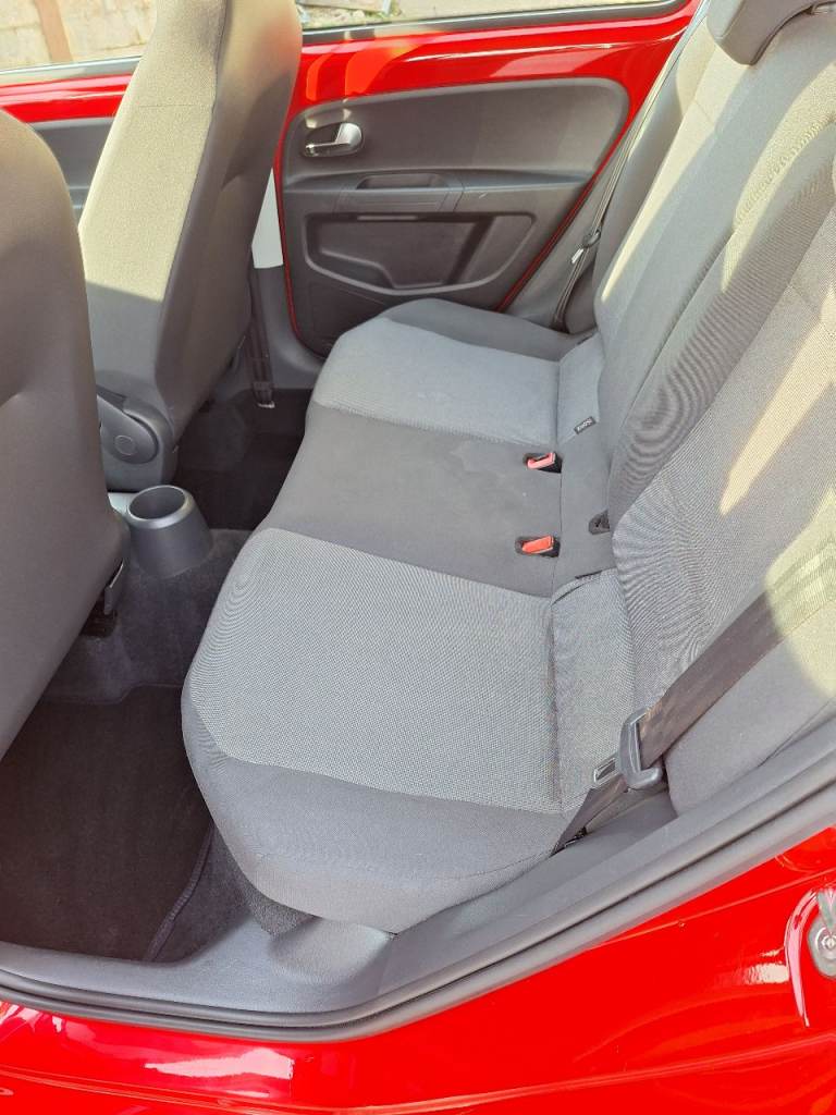 Volkswagen, UP, Hatchback, 2014, Manual, 999 (cc), 5 doors