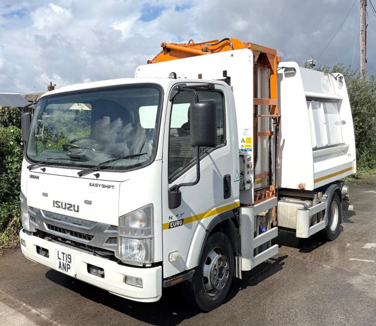 2019 ISUZU FORWARD N75.150 80,000 MILE REFUSE RUBBISH BODY SIDE BINLIFT EURO-6