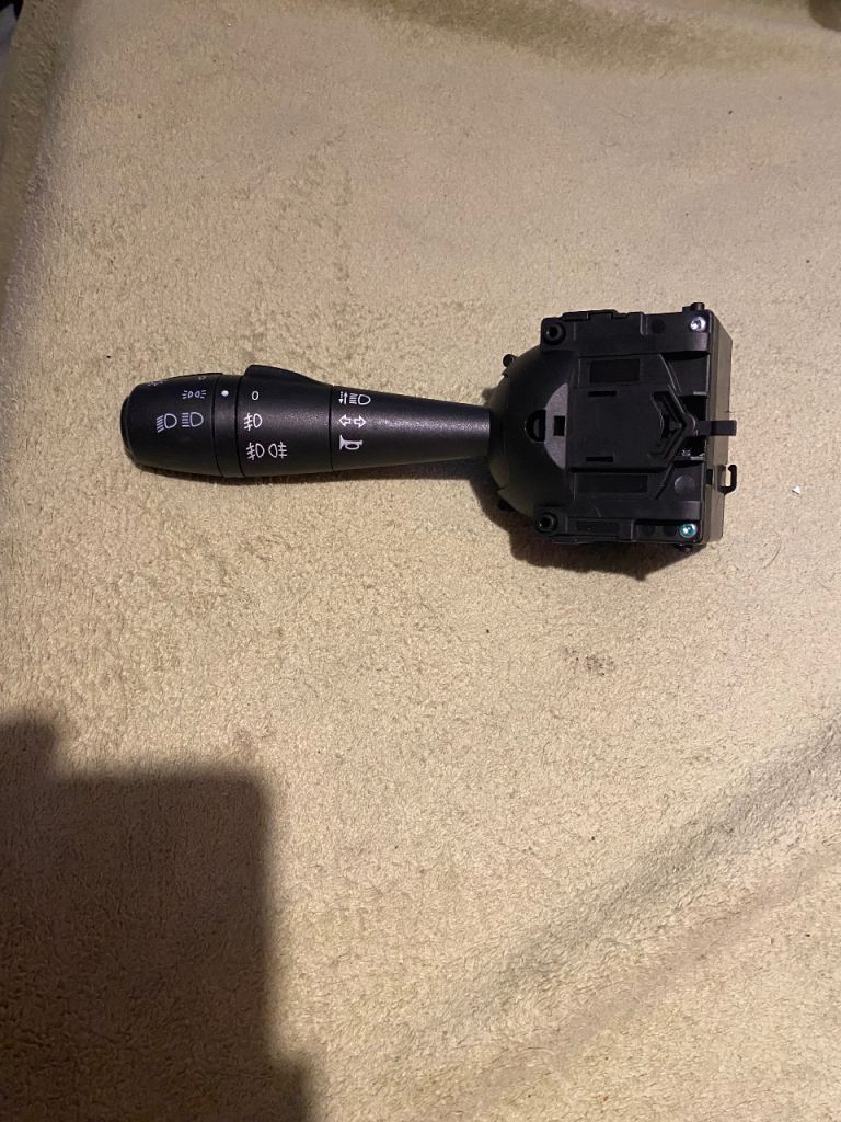 Dacia Sandero Indictor Stalk 