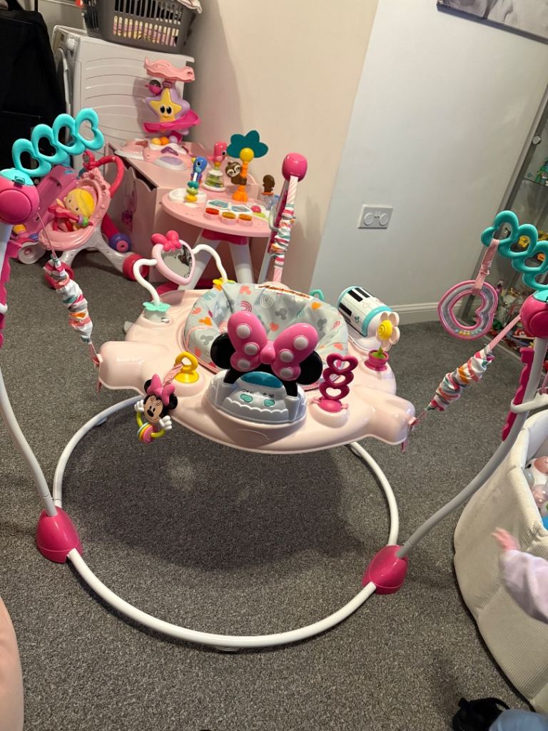Minnie Mouse jumperoo