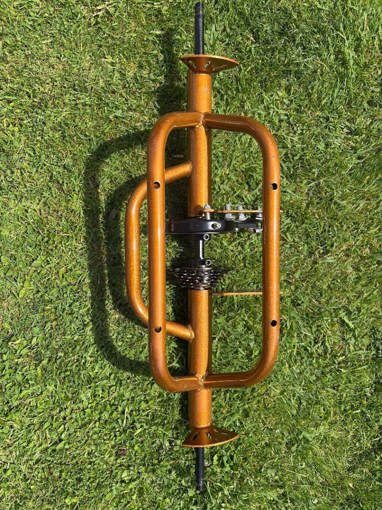 Bicycle trike conversion rear axle 