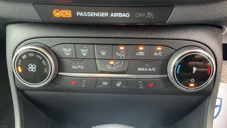 2022 Ford Fiesta 1.0 EcoBoost Hbd mHEV 125 Titanium Vignal 5dr Auto Petrol Hatchback Hatchback Pe...