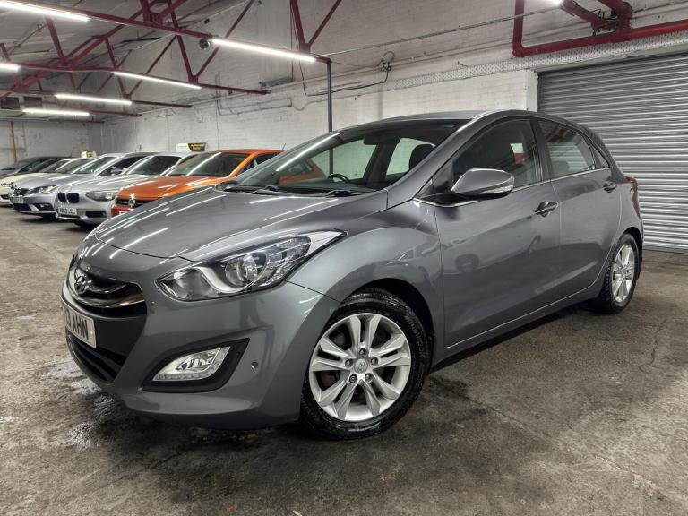 2013 Hyundai i30 1.6 CRDi Blue Drive Style Euro 5 (s/s) 5dr HATCHBACK Diesel Manual
