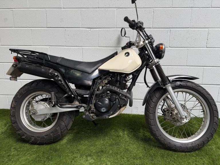 2004 JDM Yamaha TW225 in white