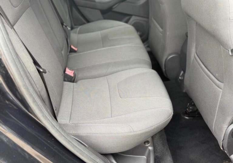 2014 Ford Focus 1.6 TDCi 115 Titanium Navigator 5dr HATCHBACK DIESEL Manual