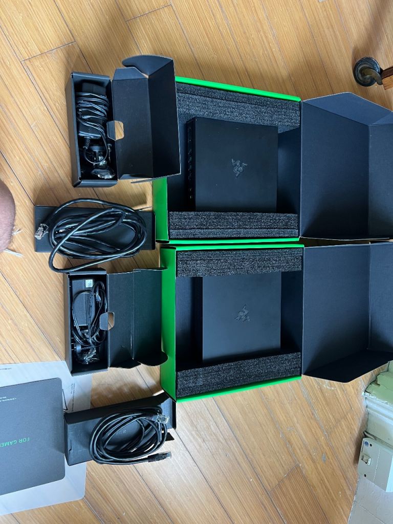 Razer Sila Gaming Router (RZ09-0271) - Twin Pack, Good Condition