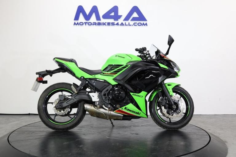 KAWASAKI NINJ 650 2023