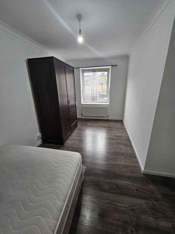  ✅Beautiful Room Available – Bow✅