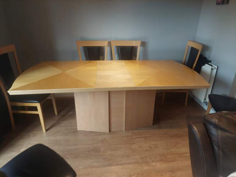 image for Dining table(no chairs)