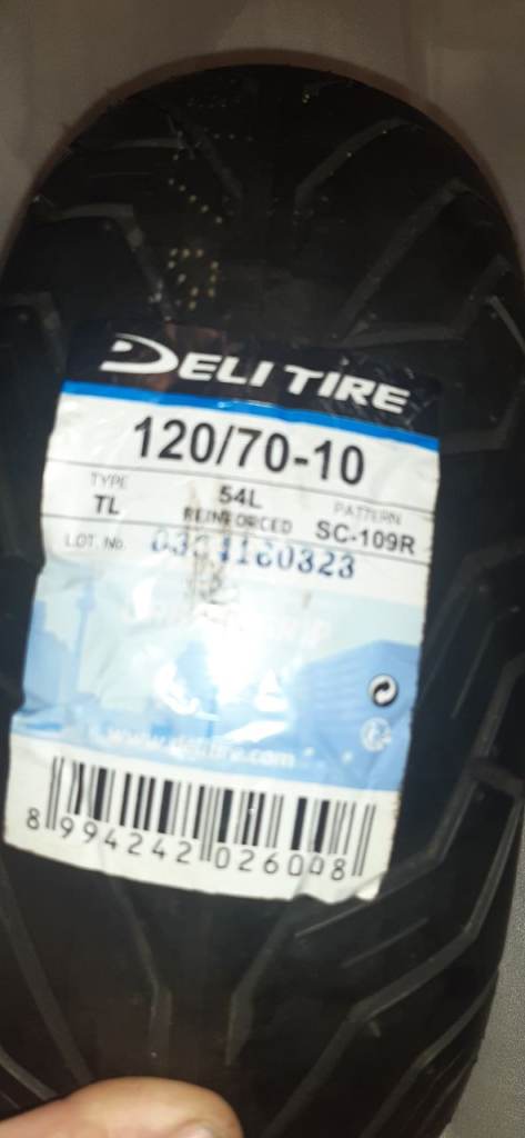 Scooter/moped tyre 120/70-10