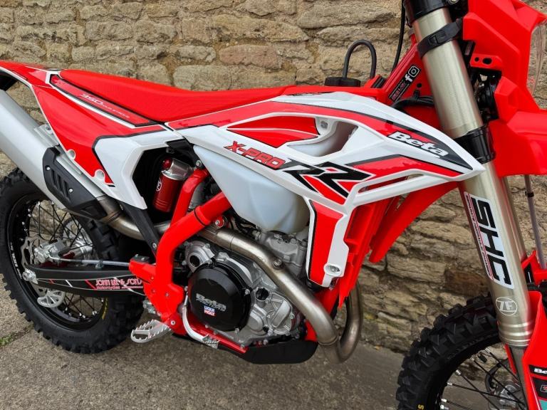 Beta RR350 X-PRO 4T Enduro Bike, 2025 Model, Clearance Sale & Free Parts