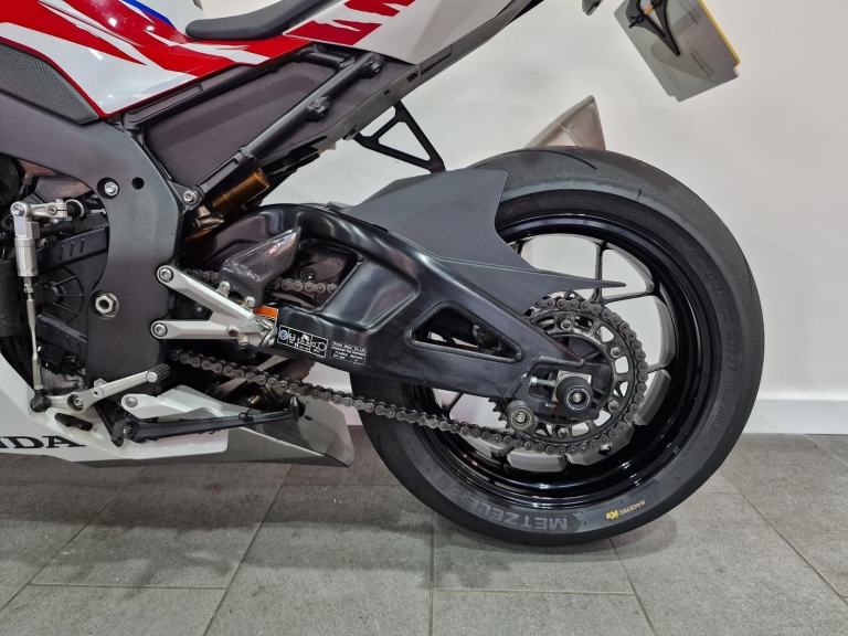 2024 Honda Fireblade CBR1000RRR SP, 30th Anniversary Edition, Warranty 06/26