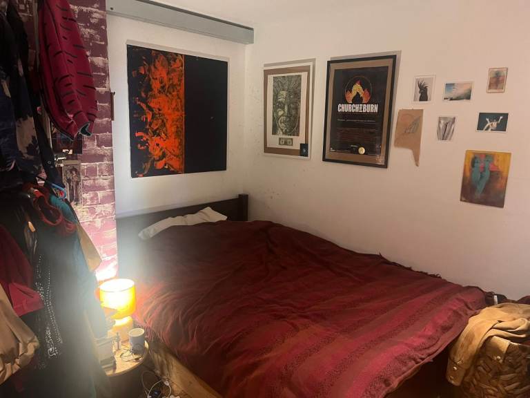 2 Double Rooms in Converted Warehouse