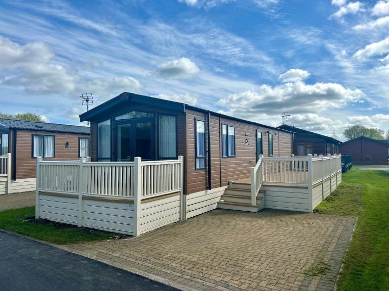 Atlas Status in North Yorkshire  - Lodge / Caravan 